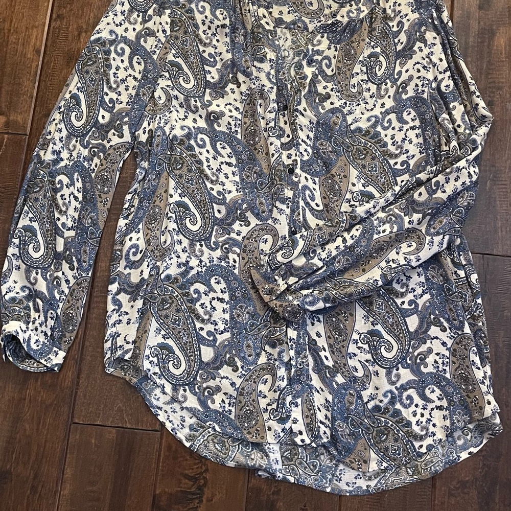 Lucky brand size large ladies top